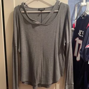 Gray Express Long Sleeve Top! SIZE SMALL!